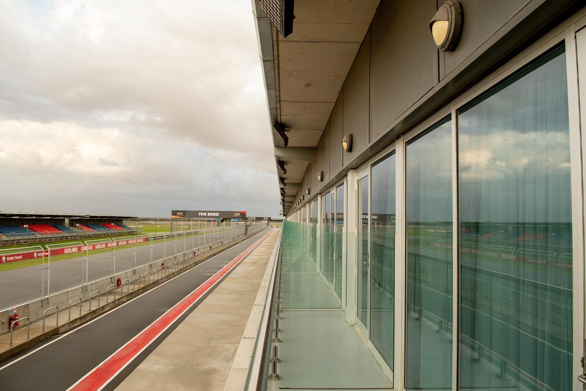 Готель Rydges Pit Lane Тайлем-Бенд Екстер'єр фото